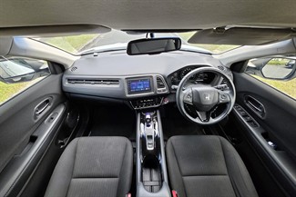 2017 Honda VEZEL - Thumbnail