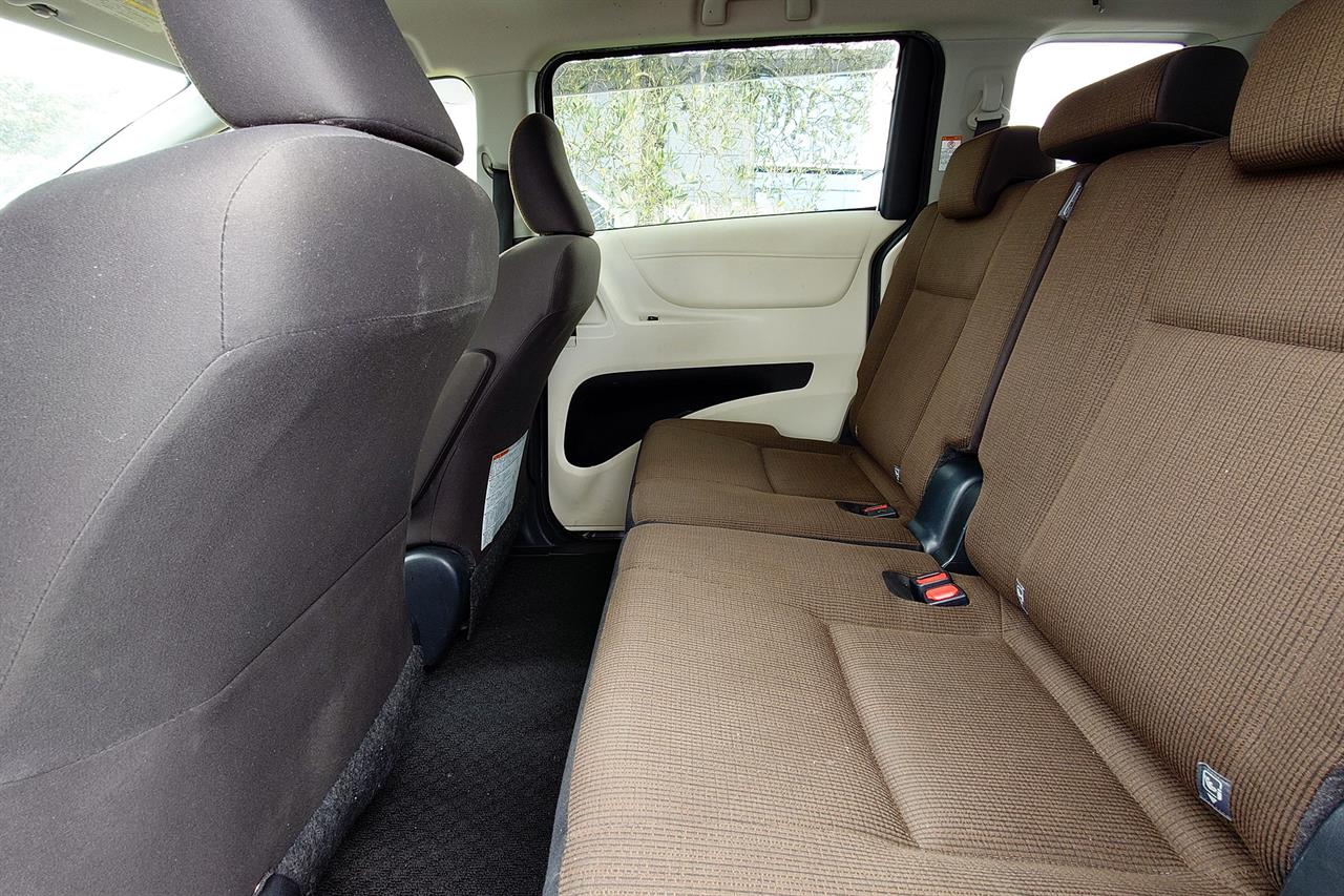 2017 Toyota SIENTA