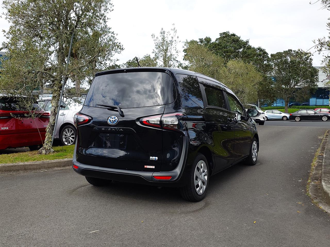 2017 Toyota SIENTA