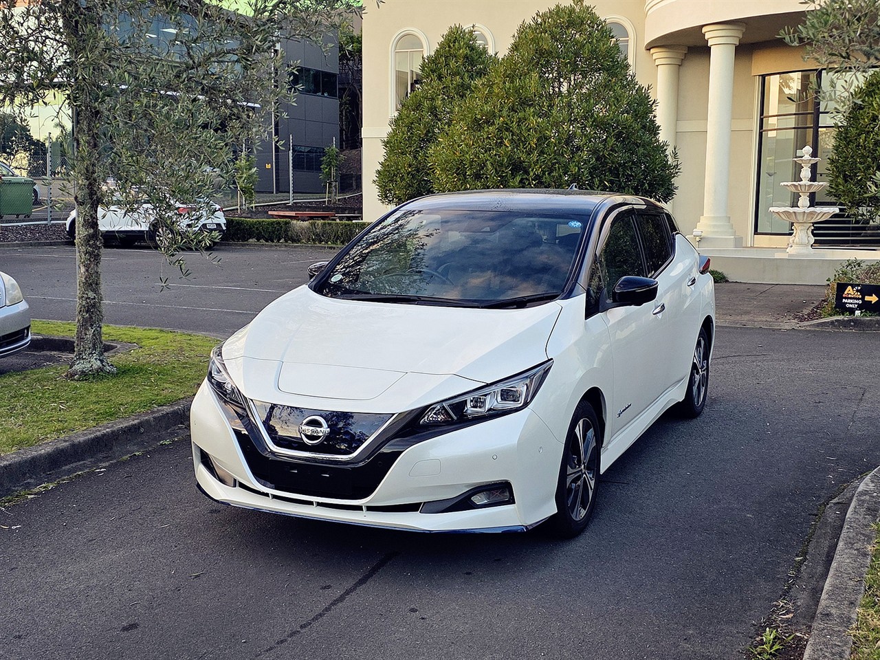 2021 Nissan LEAF