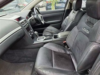 2010 Holden Commodore - Thumbnail