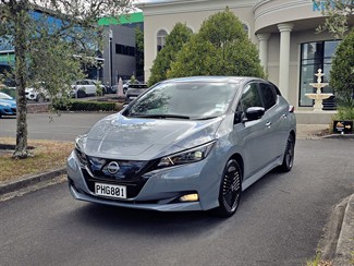 2022 Nissan LEAF - Thumbnail