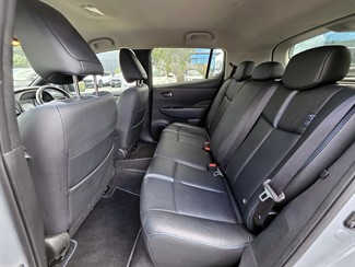 2022 Nissan LEAF - Thumbnail