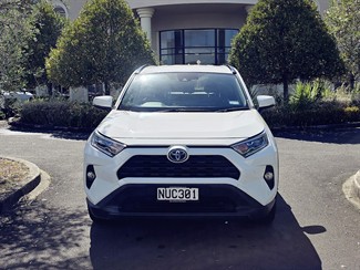 2021 Toyota Rav4 - Thumbnail