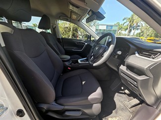 2021 Toyota Rav4 - Thumbnail