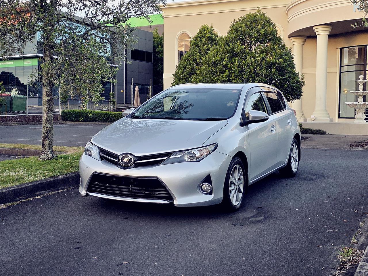 2013 Toyota AURIS