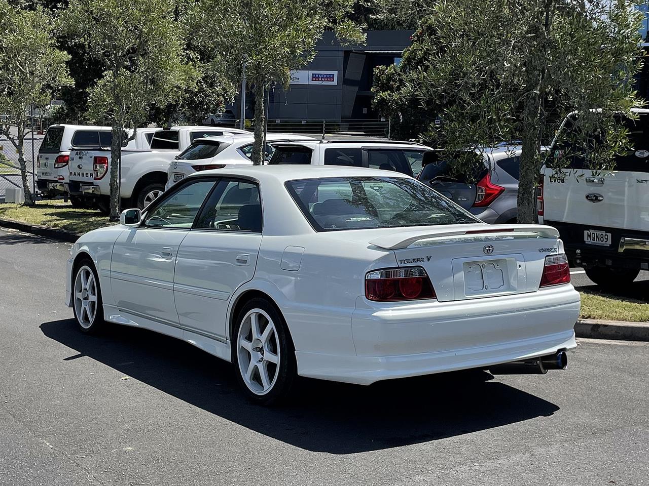 2000 Toyota CHASER