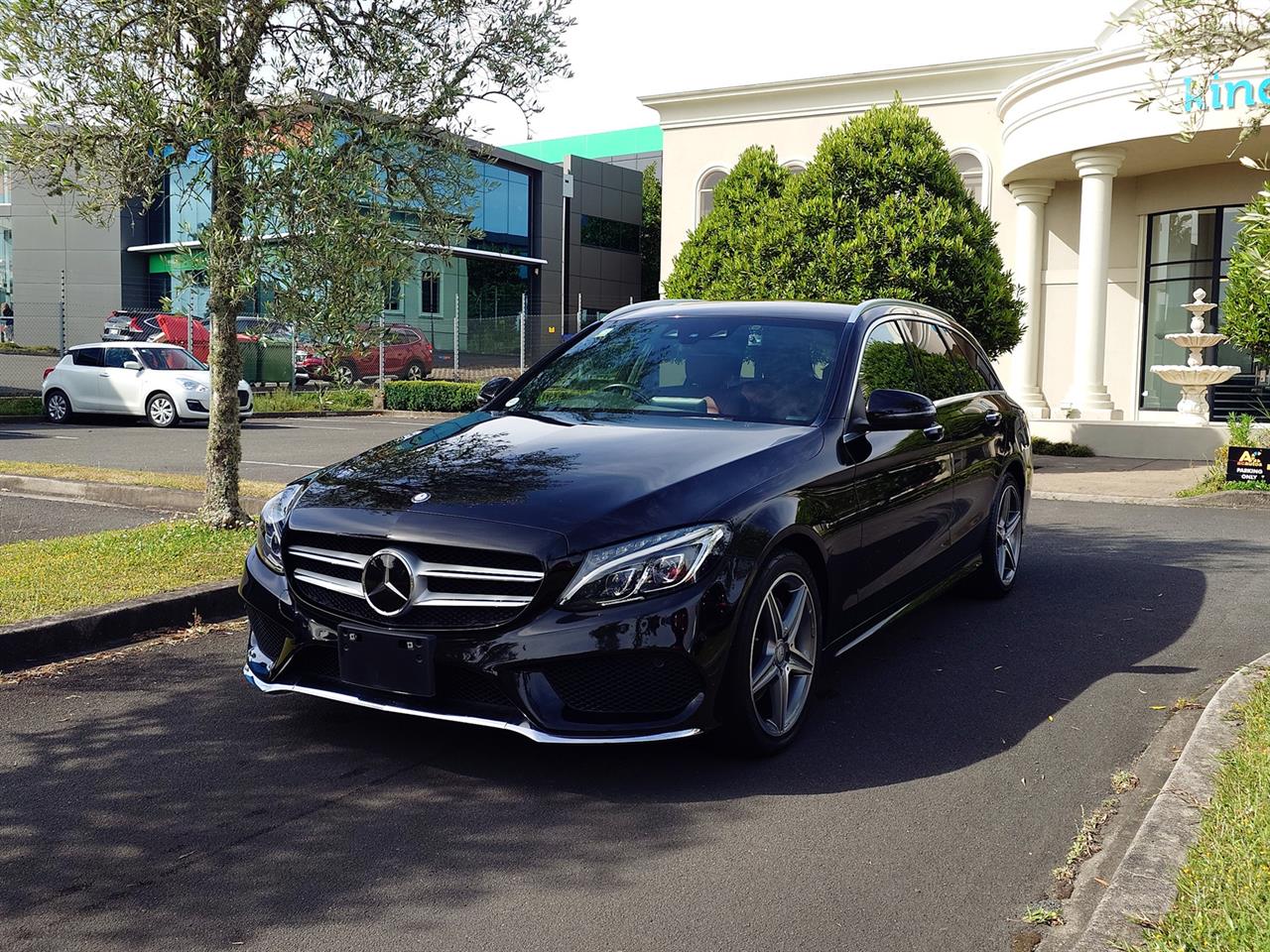 2015 Mercedes-Benz C200