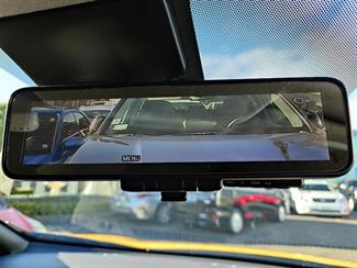 2018 Nissan LEAF - Thumbnail