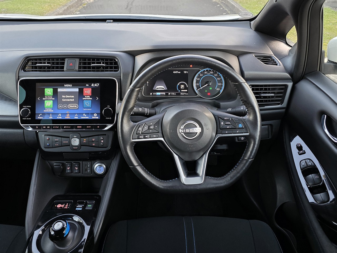 2022 Nissan LEAF