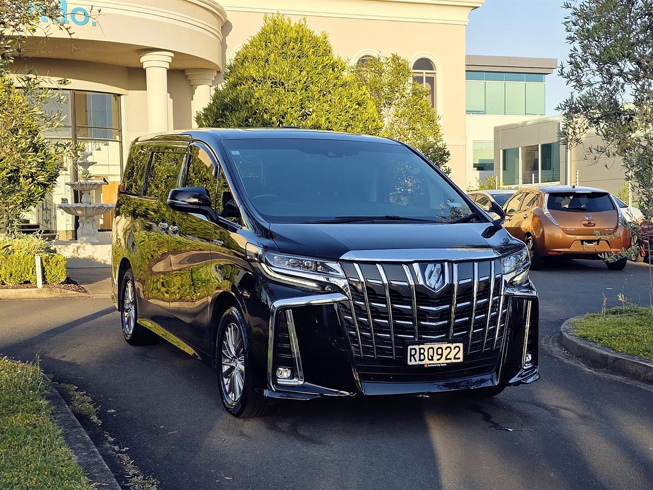 2018 Toyota Alphard