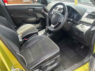 2015 Suzuki Swift - Thumbnail