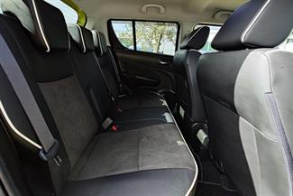 2015 Suzuki Swift - Thumbnail