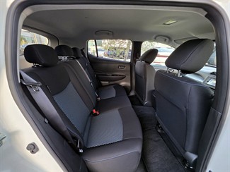2019 Nissan LEAF - Thumbnail