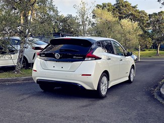 2019 Nissan LEAF - Thumbnail
