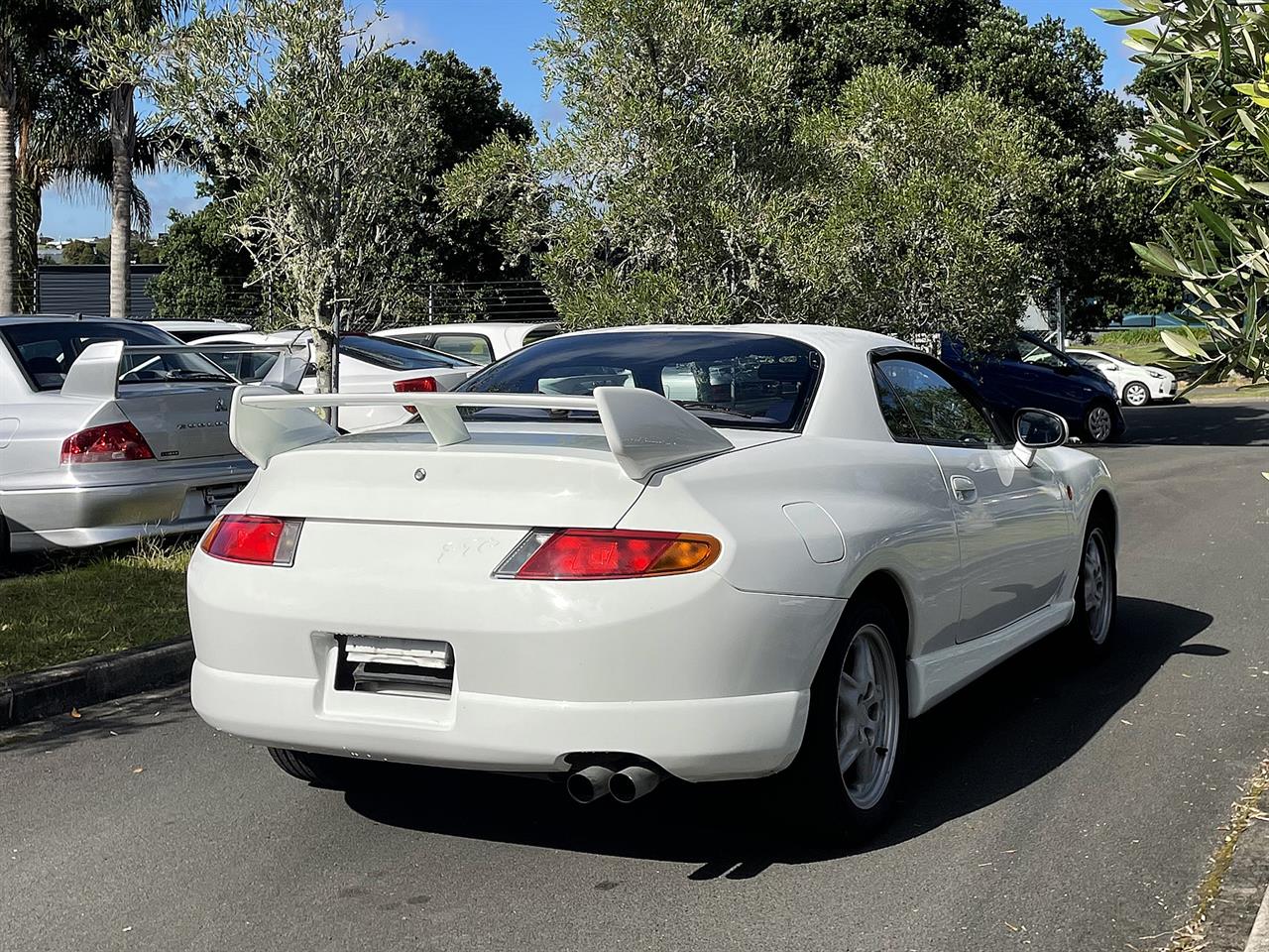 1999 Mitsubishi FTO