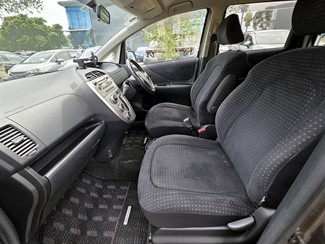 2008 Toyota Ractis - Thumbnail