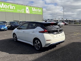 2021 Nissan LEAF - Thumbnail