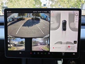 2023 Tesla Model Y - Thumbnail