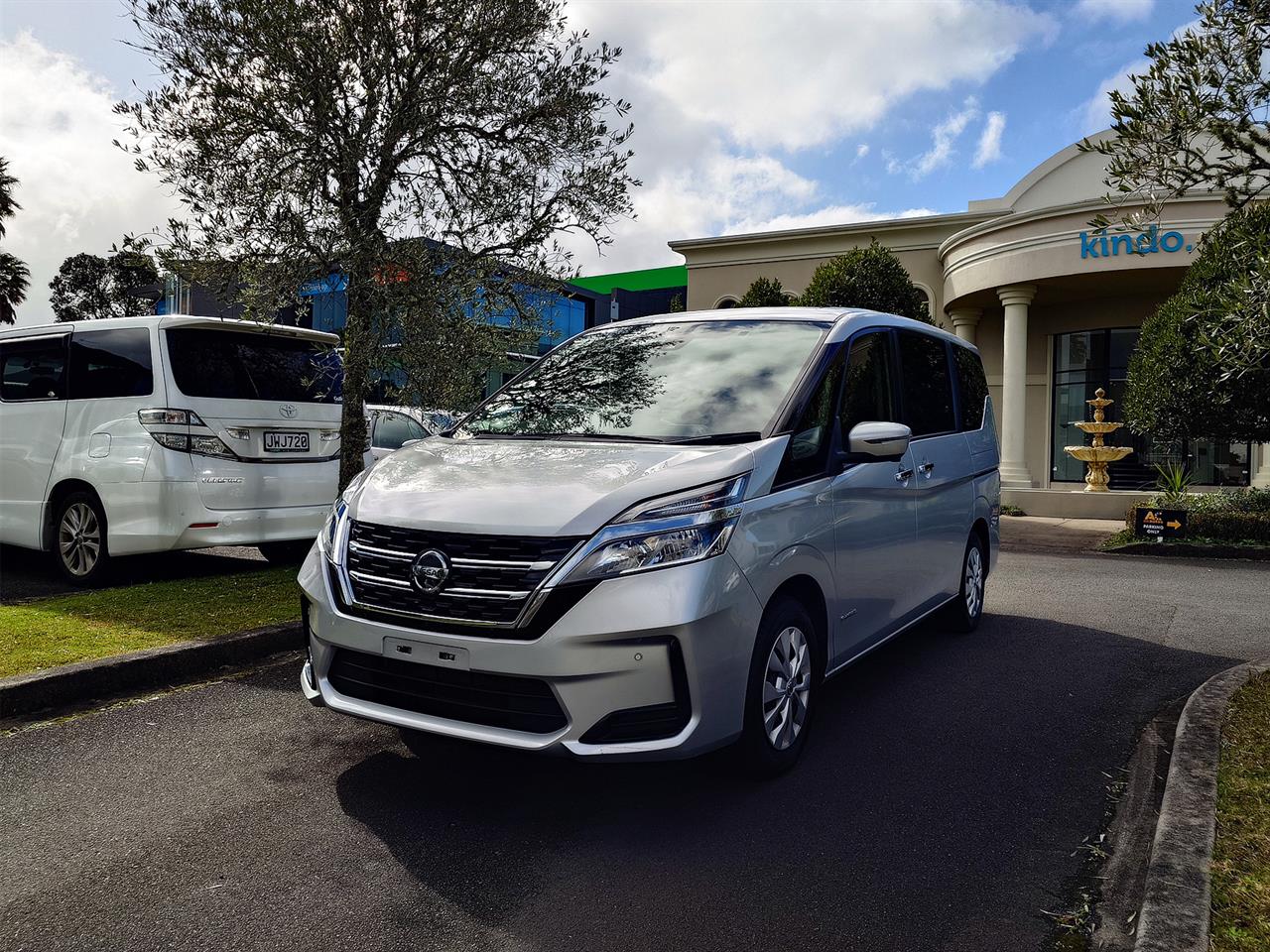 2022 Nissan SERENA