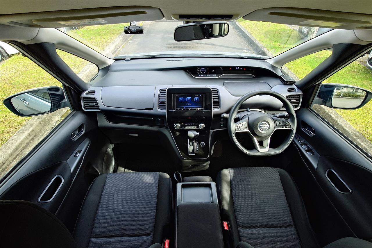 2022 Nissan SERENA