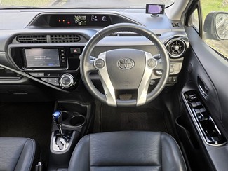 2015 Toyota AQUA - Thumbnail