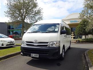 2013 Toyota Hiace - Thumbnail