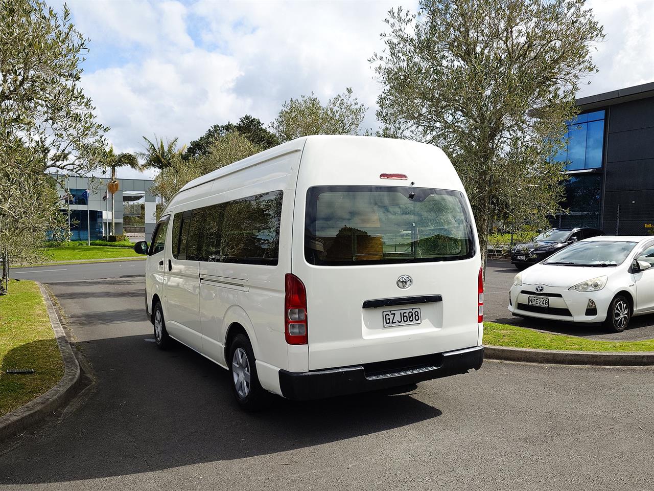 2013 Toyota Hiace