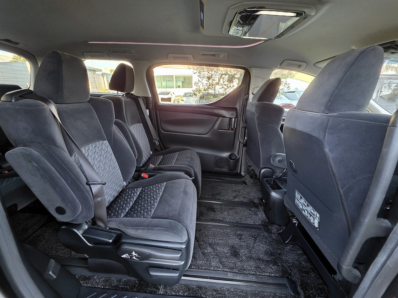 2017 Toyota Vellfire