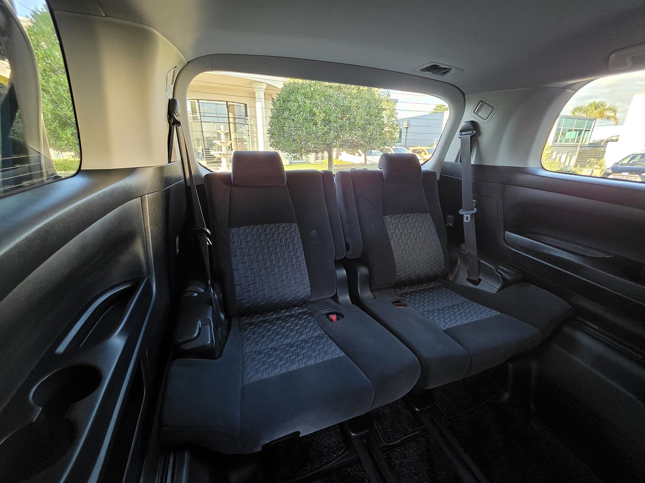 2017 Toyota Vellfire