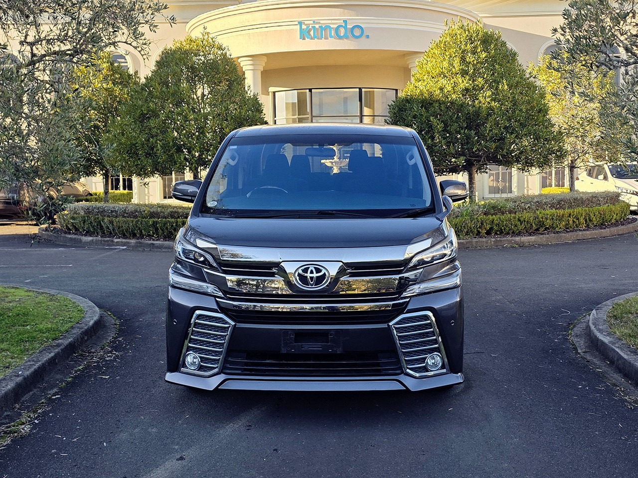 2017 Toyota Vellfire