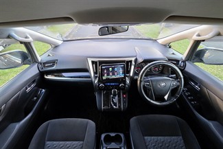 2017 Toyota Vellfire - Thumbnail