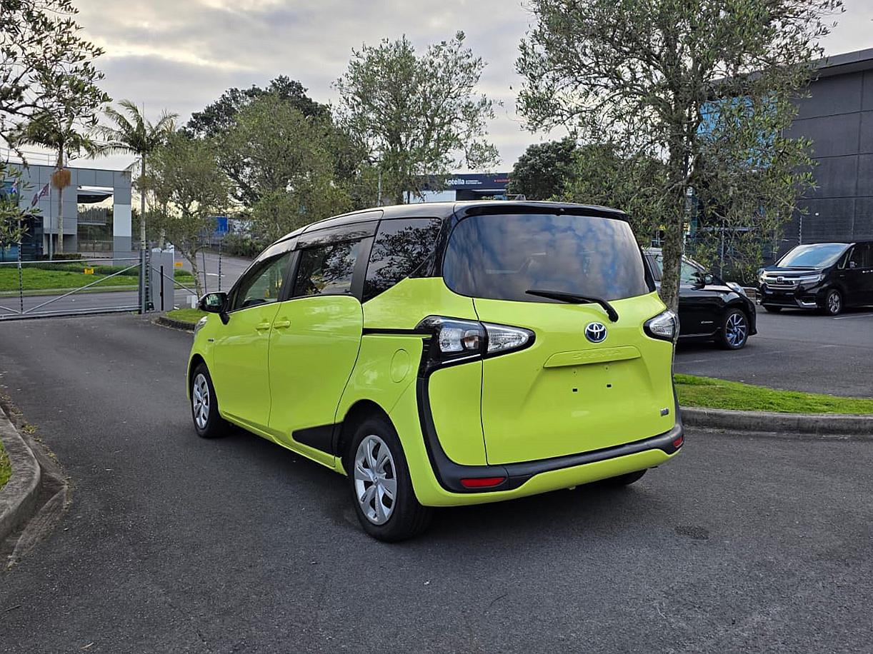 2020 Toyota SIENTA