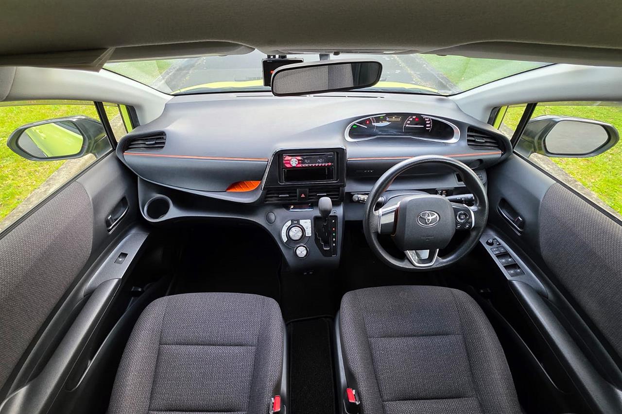 2020 Toyota SIENTA
