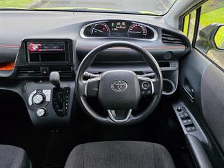 2020 Toyota SIENTA - Thumbnail