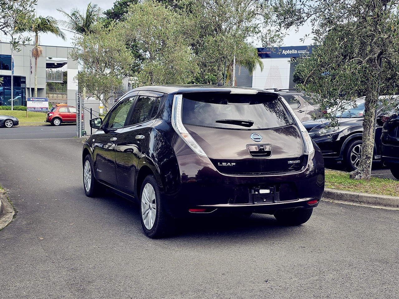 2017 Nissan LEAF