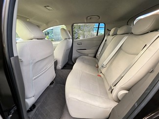 2017 Nissan LEAF - Thumbnail