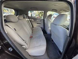 2017 Nissan LEAF - Thumbnail