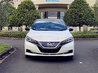 2018 Nissan LEAF - Thumbnail