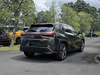 2019 Lexus UX 250h - Thumbnail