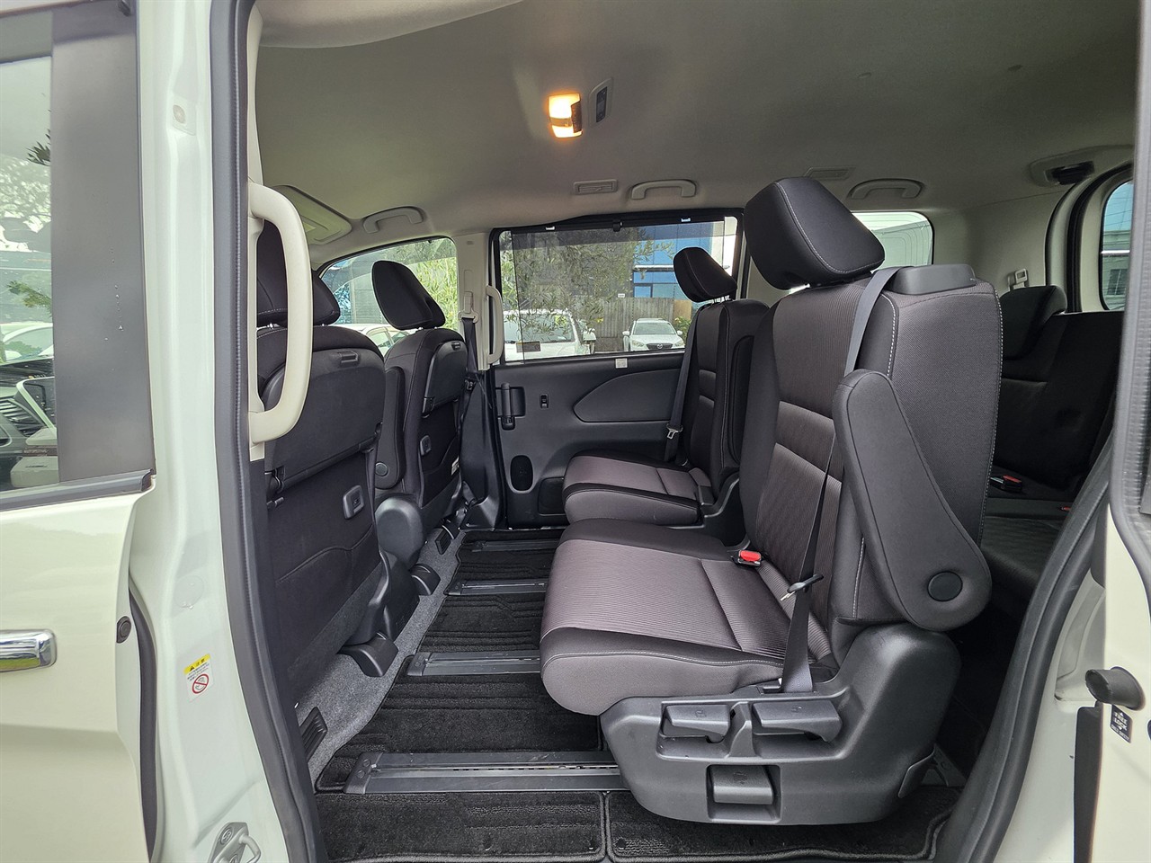 2021 Nissan SERENA
