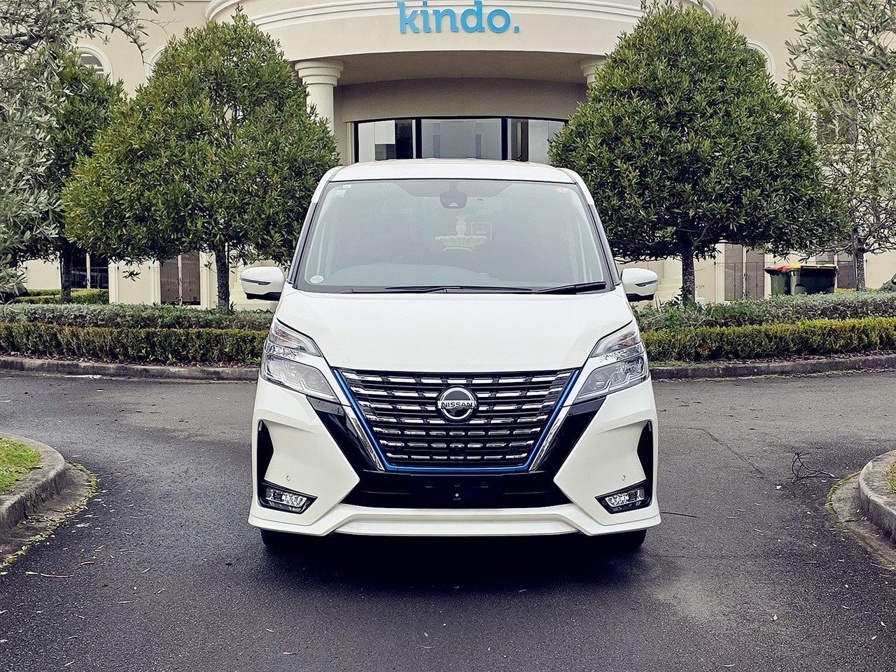 2021 Nissan SERENA