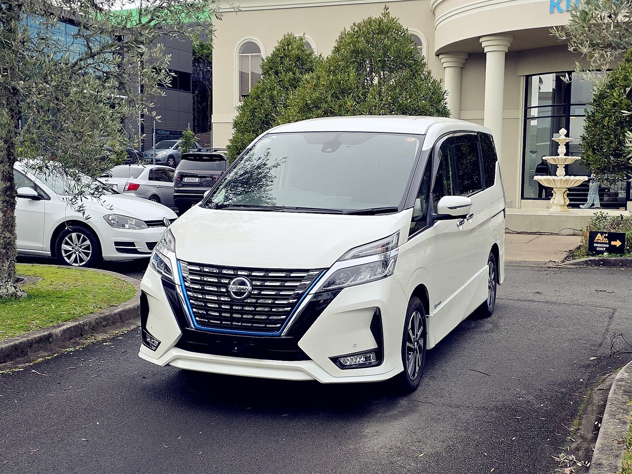 2021 Nissan SERENA