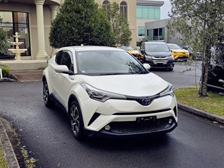 2017 Toyota C-Hr - Thumbnail