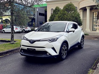 2017 Toyota C-Hr - Thumbnail