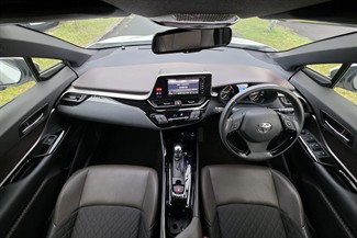 2017 Toyota C-Hr - Thumbnail