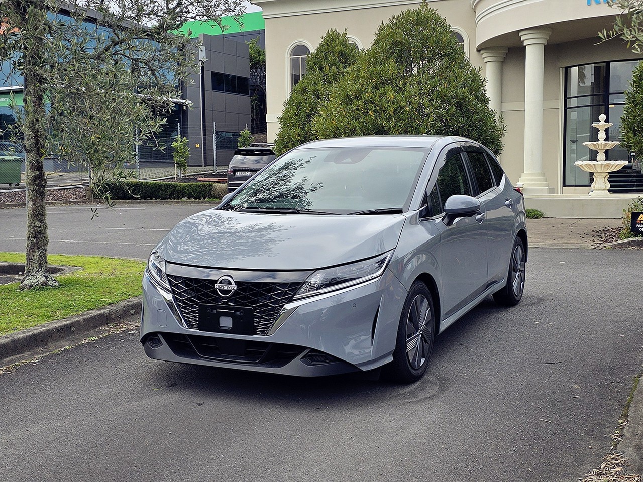 2023 Nissan NOTE