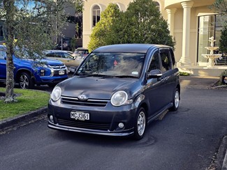 2007 Toyota SIENTA - Thumbnail