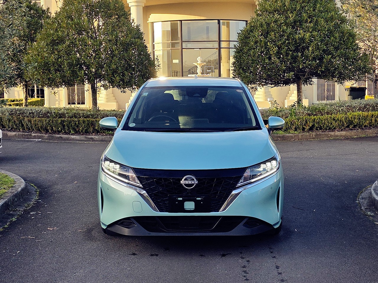 2023 Nissan NOTE