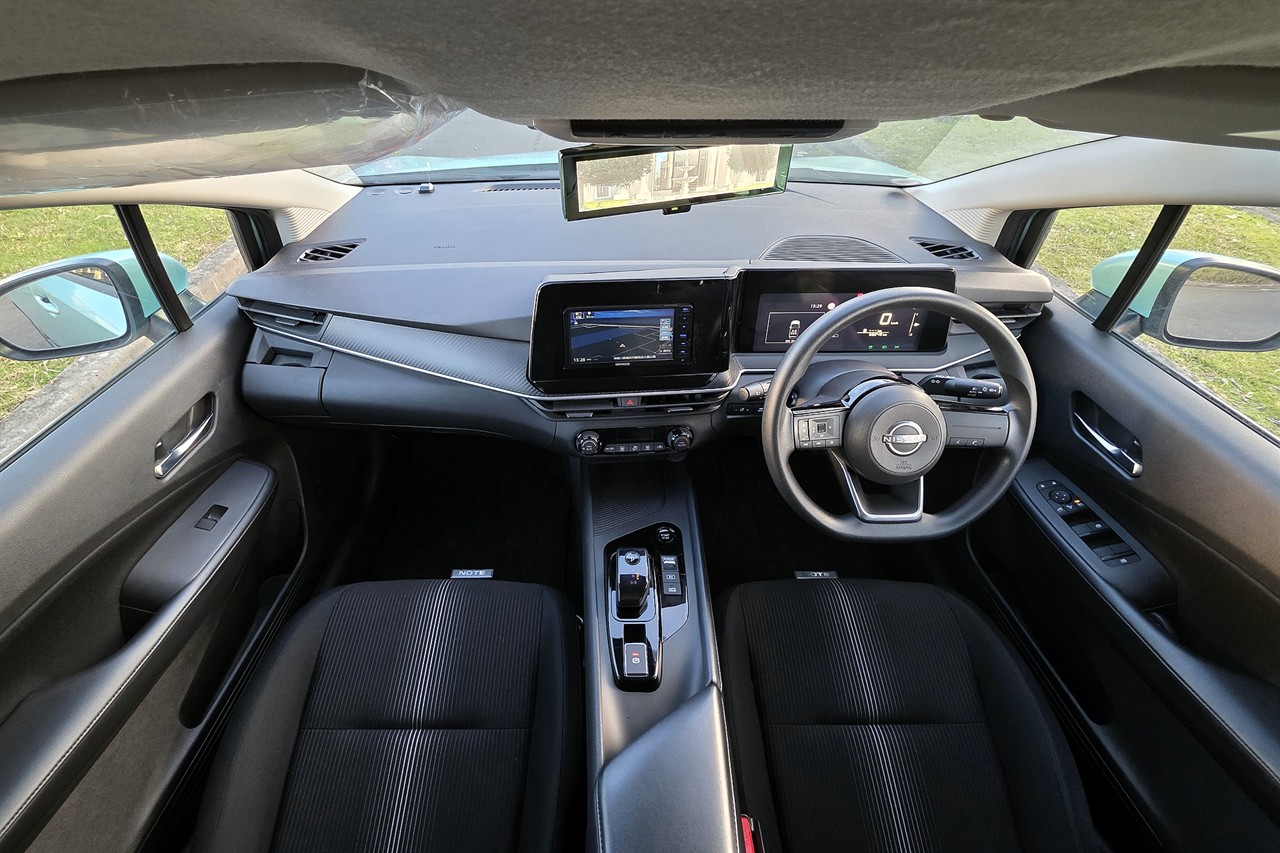 2023 Nissan NOTE